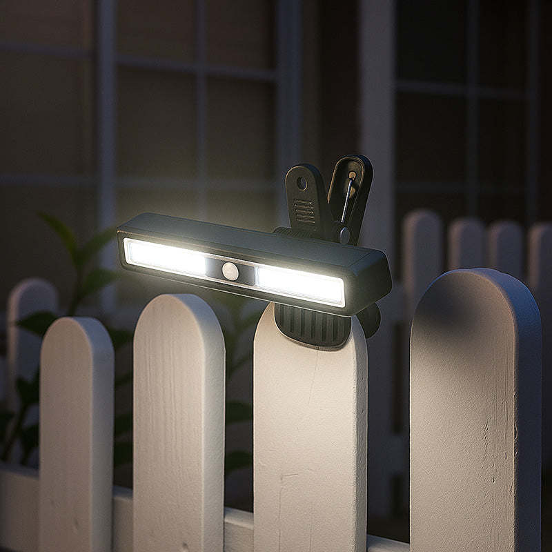 SnapLite – Solar-LED-Leuchte zum Anstecken für Zaun, Balkon & Garten