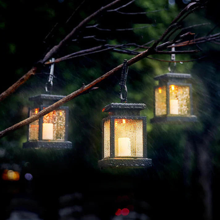 LumaEve – Hängende LED-Kerzenlaterne im klassischen Design für Garten & Balkon