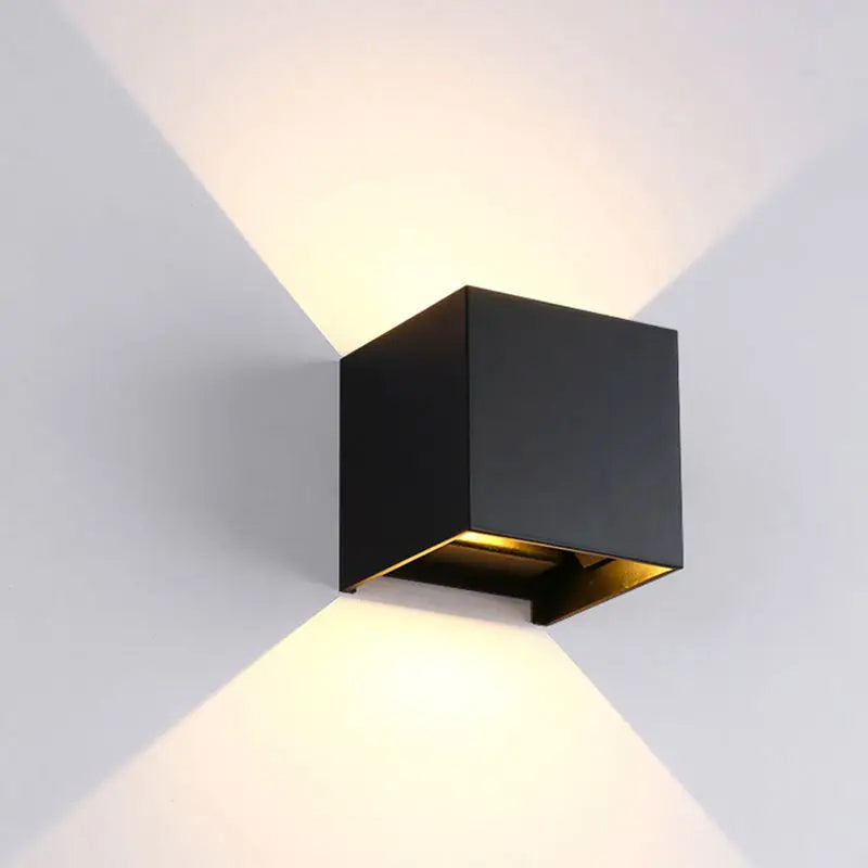 KubiskStil™ – Moderne wasserdichte LED-Wandleuchte für Außen & Innen