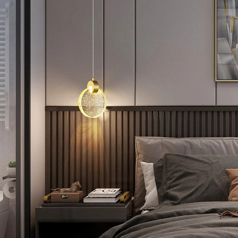 GoldenCircles – Hängelampe mit Goldringen & LED-Beleuchtung im Design-Look