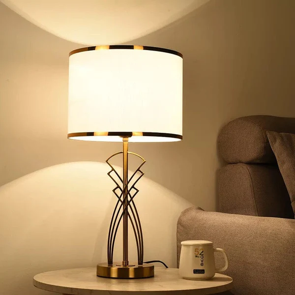 Luciano – Elegante LED Tischleuchte im Luxus-Design