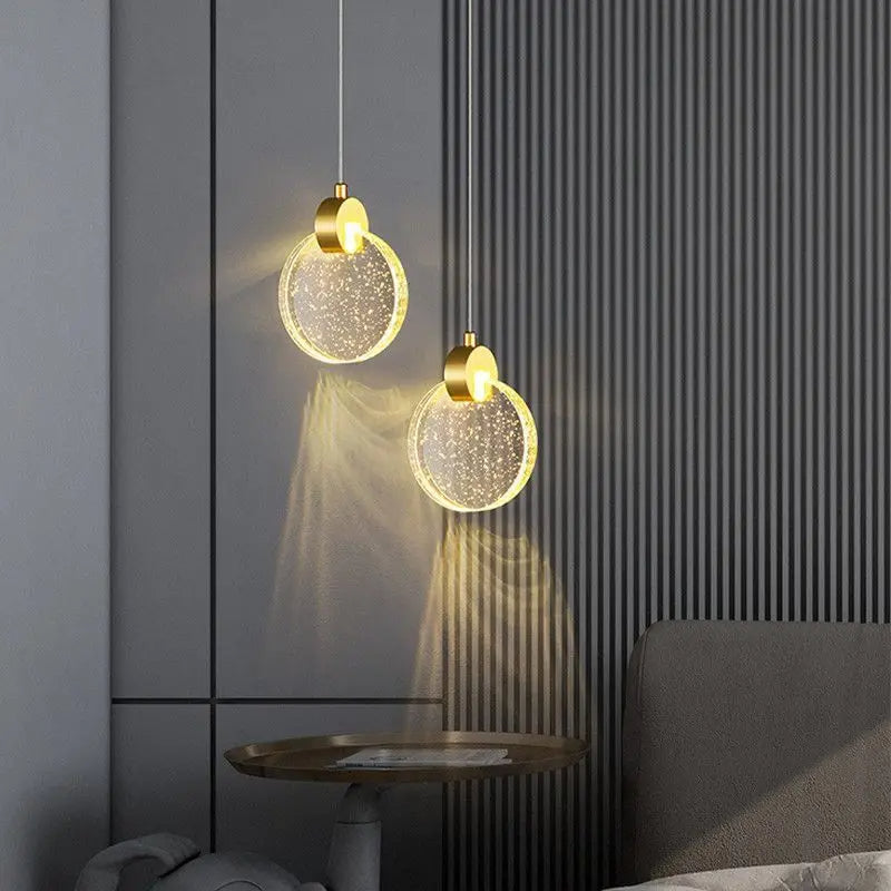 GoldenCircles – Hängelampe mit Goldringen & LED-Beleuchtung im Design-Look