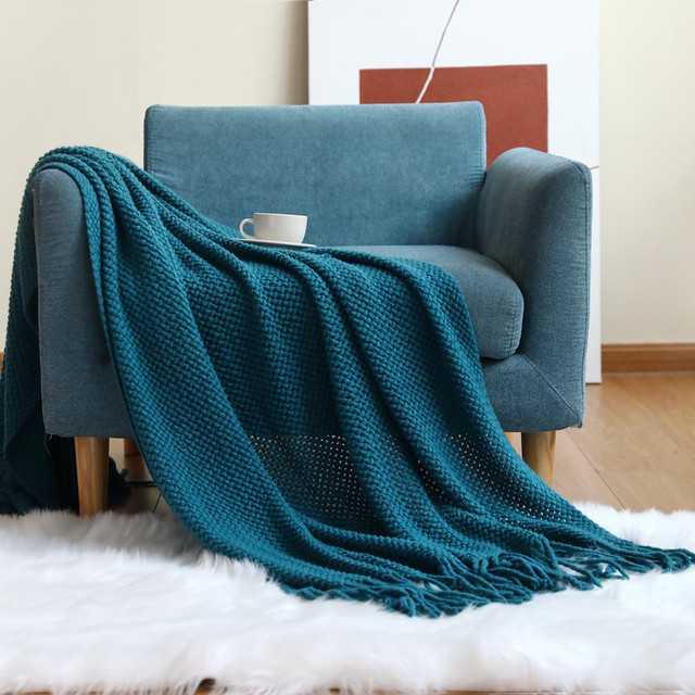 Berillo - Nordische Strickdecke