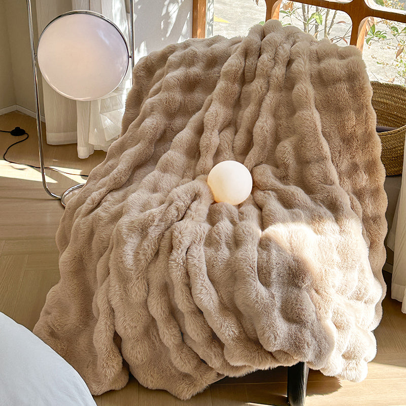 Velmorn - Plüschgestreifte Kuscheldecke für Couch und Bett