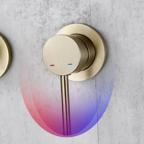 RainDrop - Wandmontierte Regenbrausegarnitur