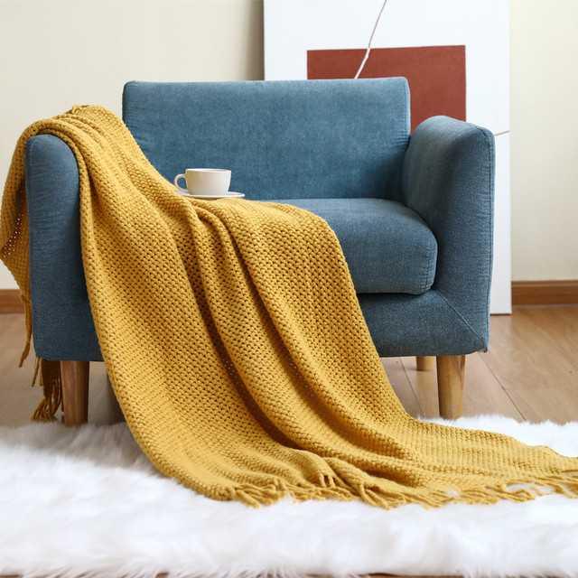 Berillo - Nordische Strickdecke
