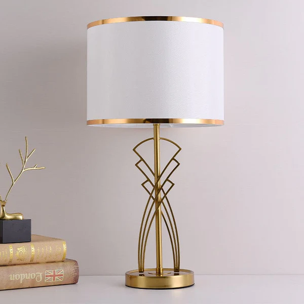 Luciano – Elegante LED Tischleuchte im Luxus-Design