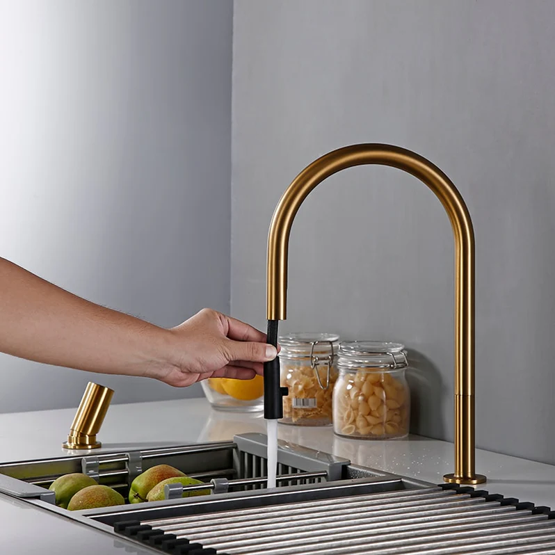 Clemence – Eleganter Wasserhahn in Gold für Waschbecken & Waschtisch