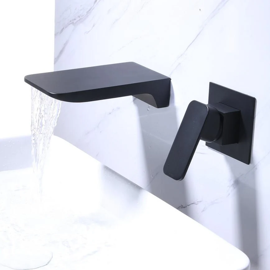 Kai - Moderner Wandmontierter Wasserfallhahn