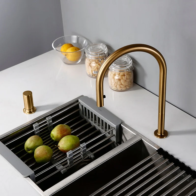 Clemence – Eleganter Wasserhahn in Gold für Waschbecken & Waschtisch