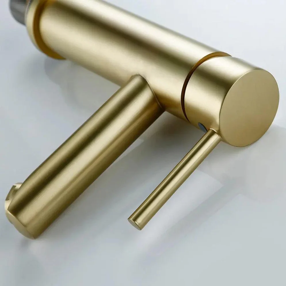 Aurum – Goldene Badezimmerarmatur aus Messing mit Einhebelmischer
