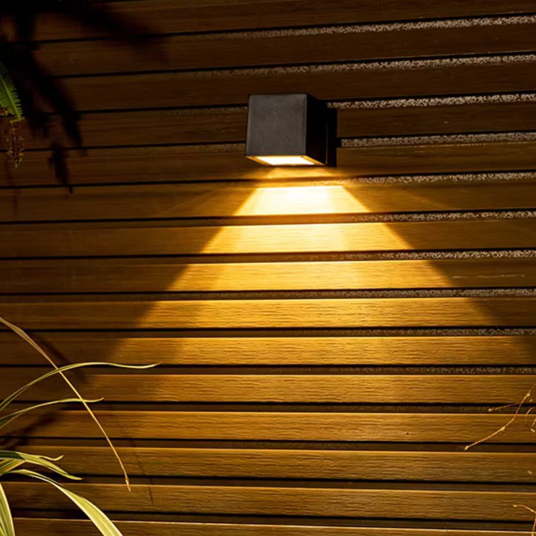 Sunlight – Elegante Wandleuchte