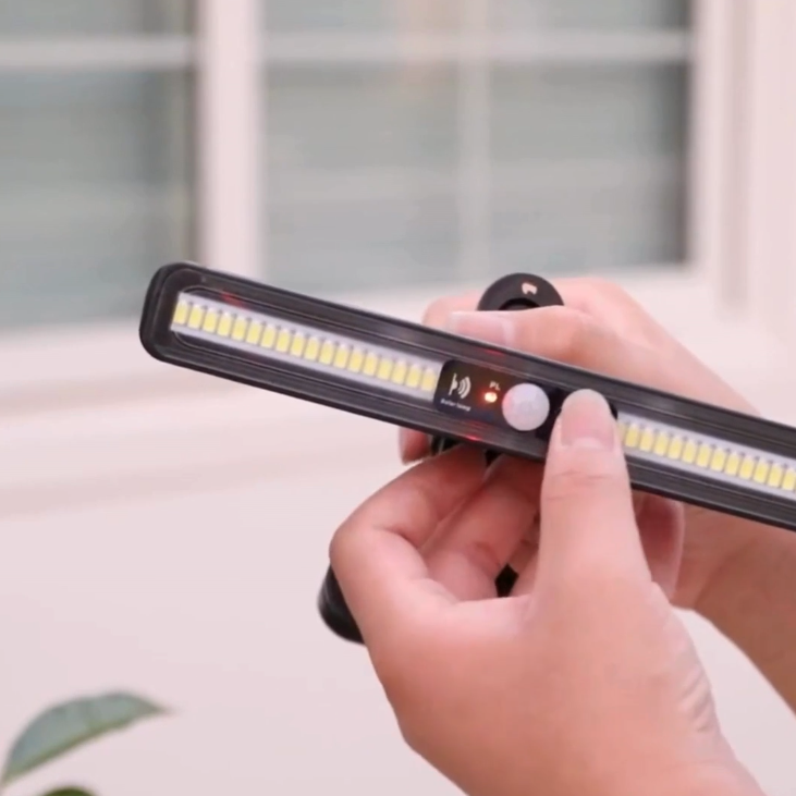 SnapLite – Solar-LED-Leuchte zum Anstecken für Zaun, Balkon & Garten