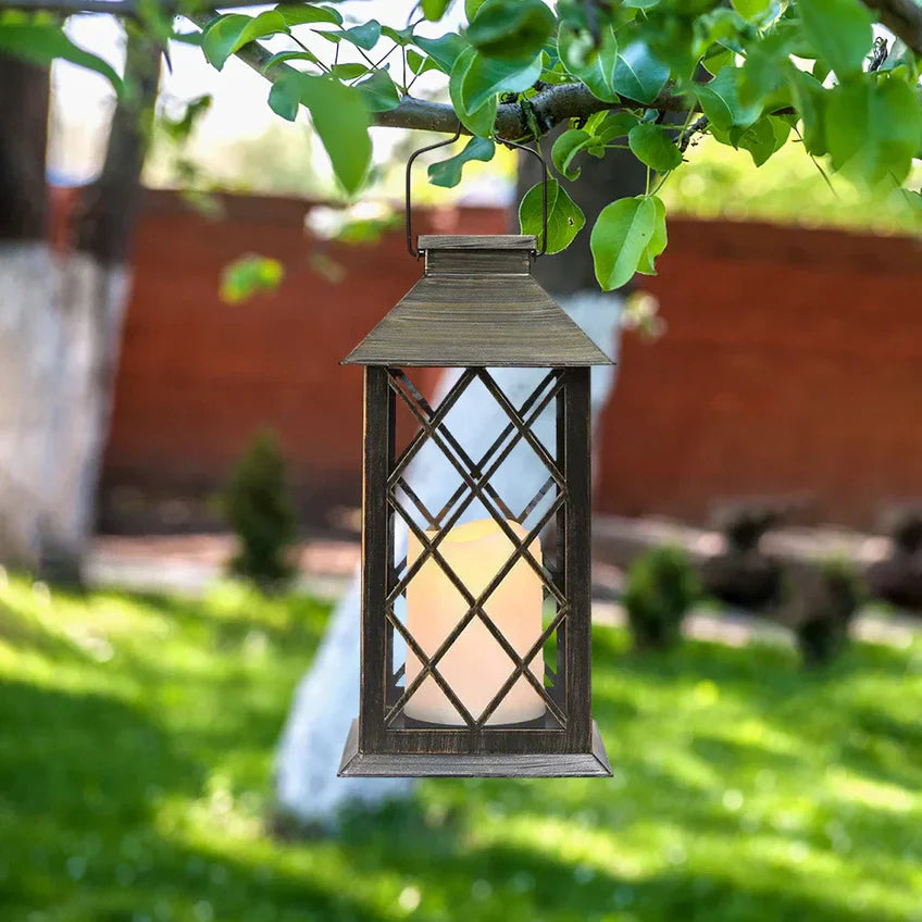 GlowHaven – Solarlaterne mit LED-Kerzenlicht für Garten & Terrasse