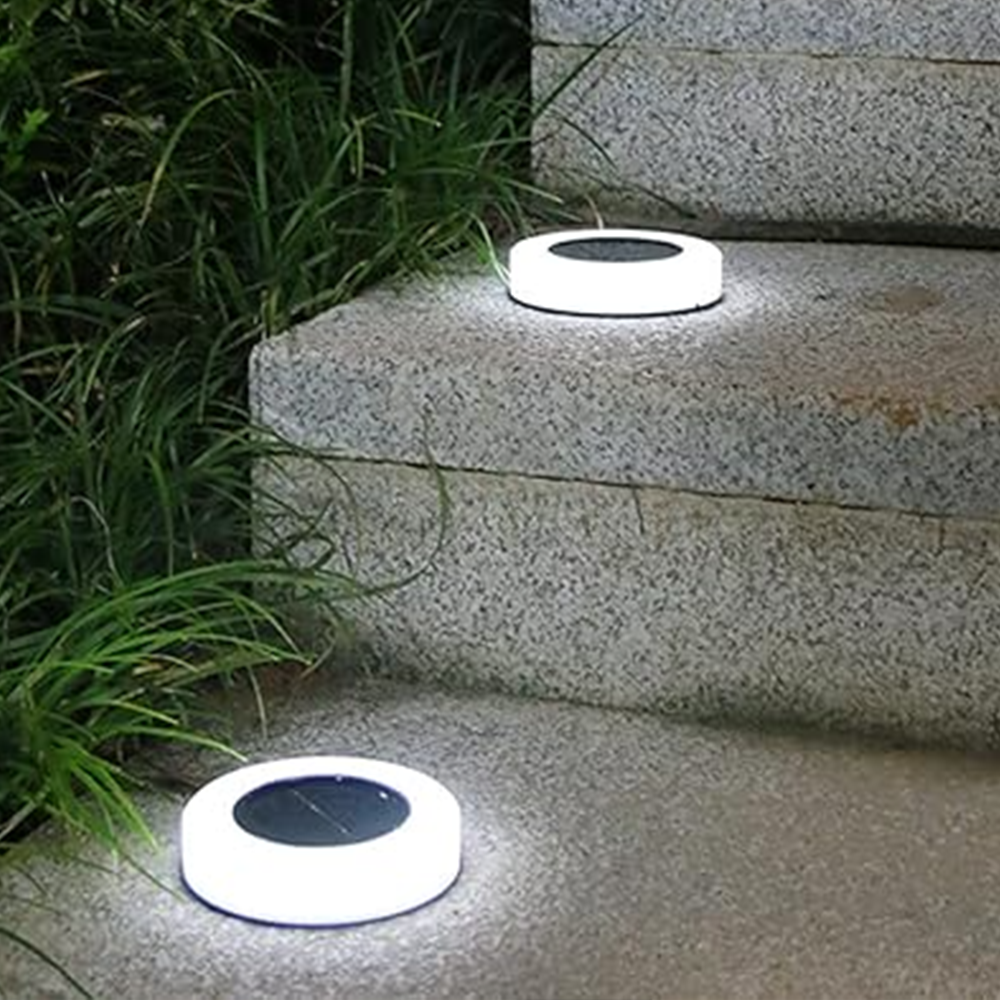 SolarGlow™ – Schlanke Solar-LED-Bodenleuchten