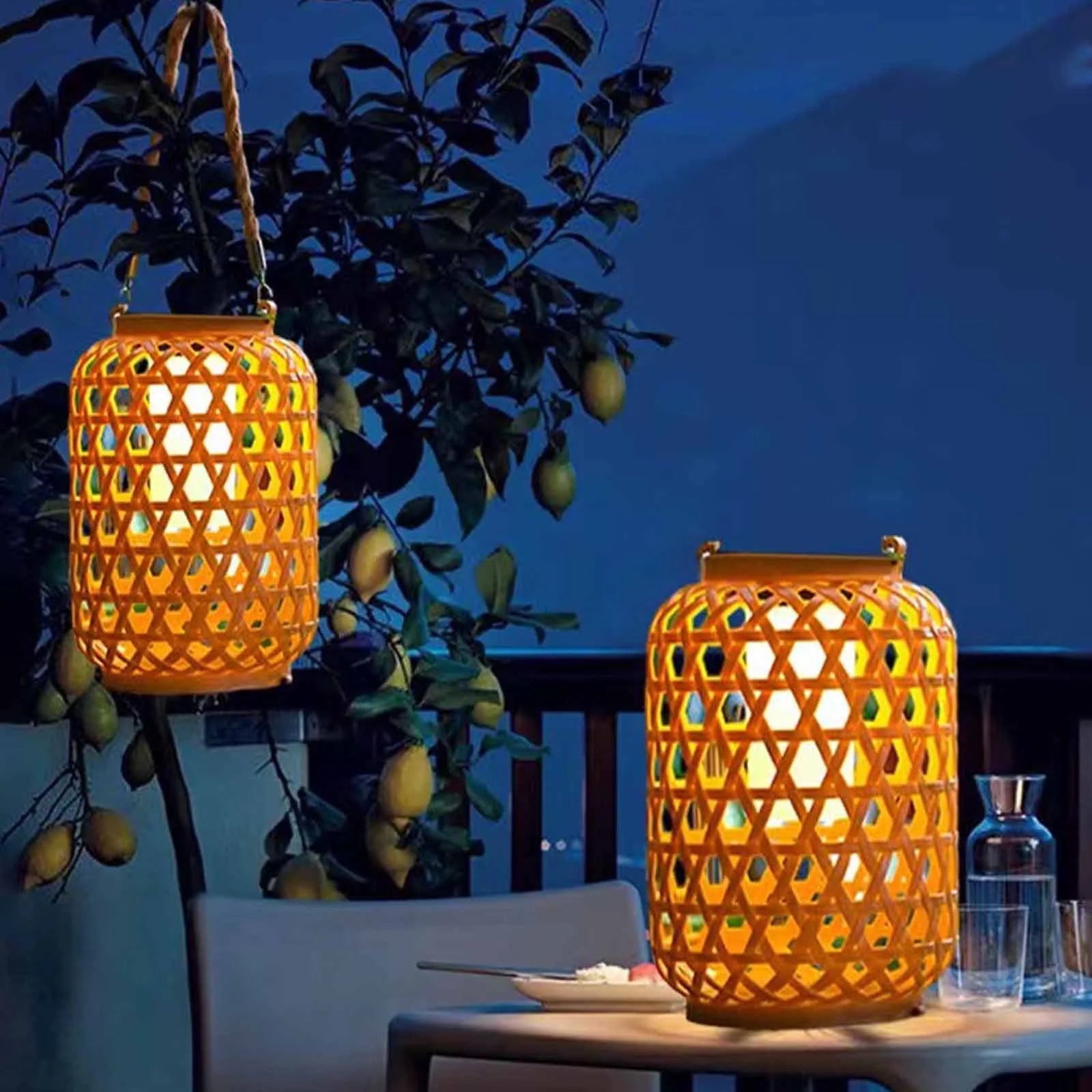 RavaLuna – Solar Rattan Laterne für den Garten