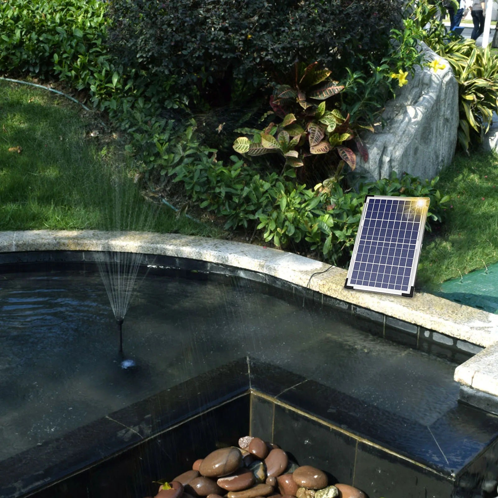 HydroSol – Solarpumpe für Vogeltränken & Gartenteiche