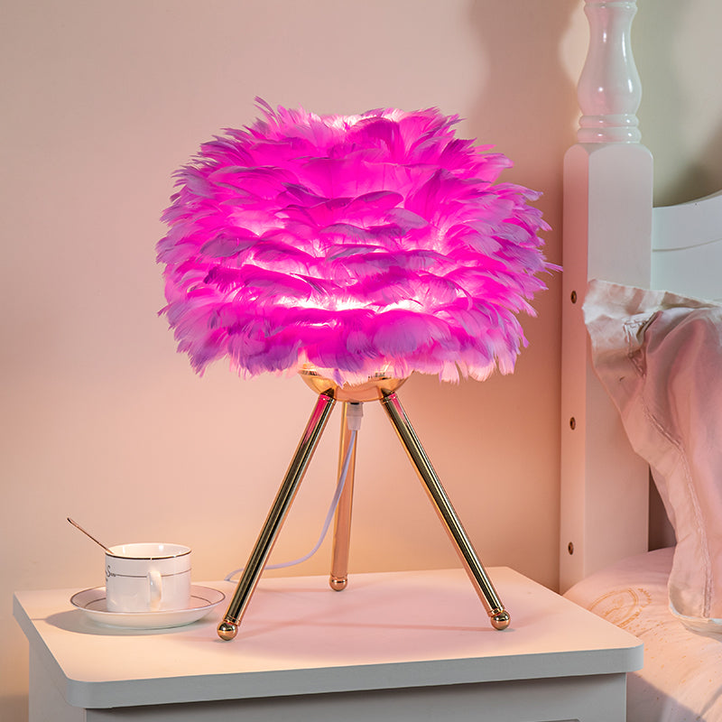 Feathra – Sphärische Feder-Tischleuchte mit LED für Elegante Raumbeleuchtung