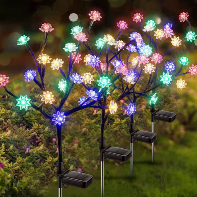 BloomLight – Dekorative Solar-LED-Gartenlampen im Blütendesign