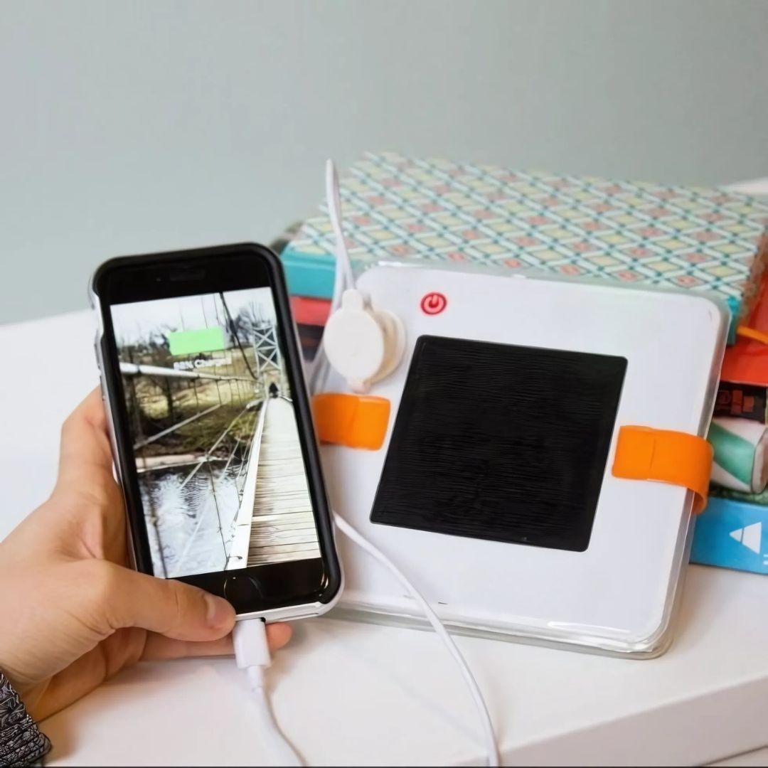 GlowUpGo – 2-in-1 LED-Lampe & Powerbank für Handy & Outdoor-Einsatz