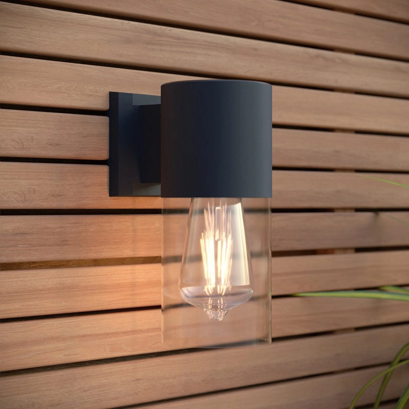 GlowPort – Solar Wandleuchte im Vintage-Stil