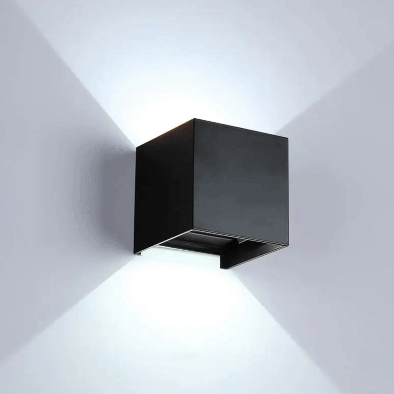 KubiskStil™ – Moderne wasserdichte LED-Wandleuchte für Außen & Innen