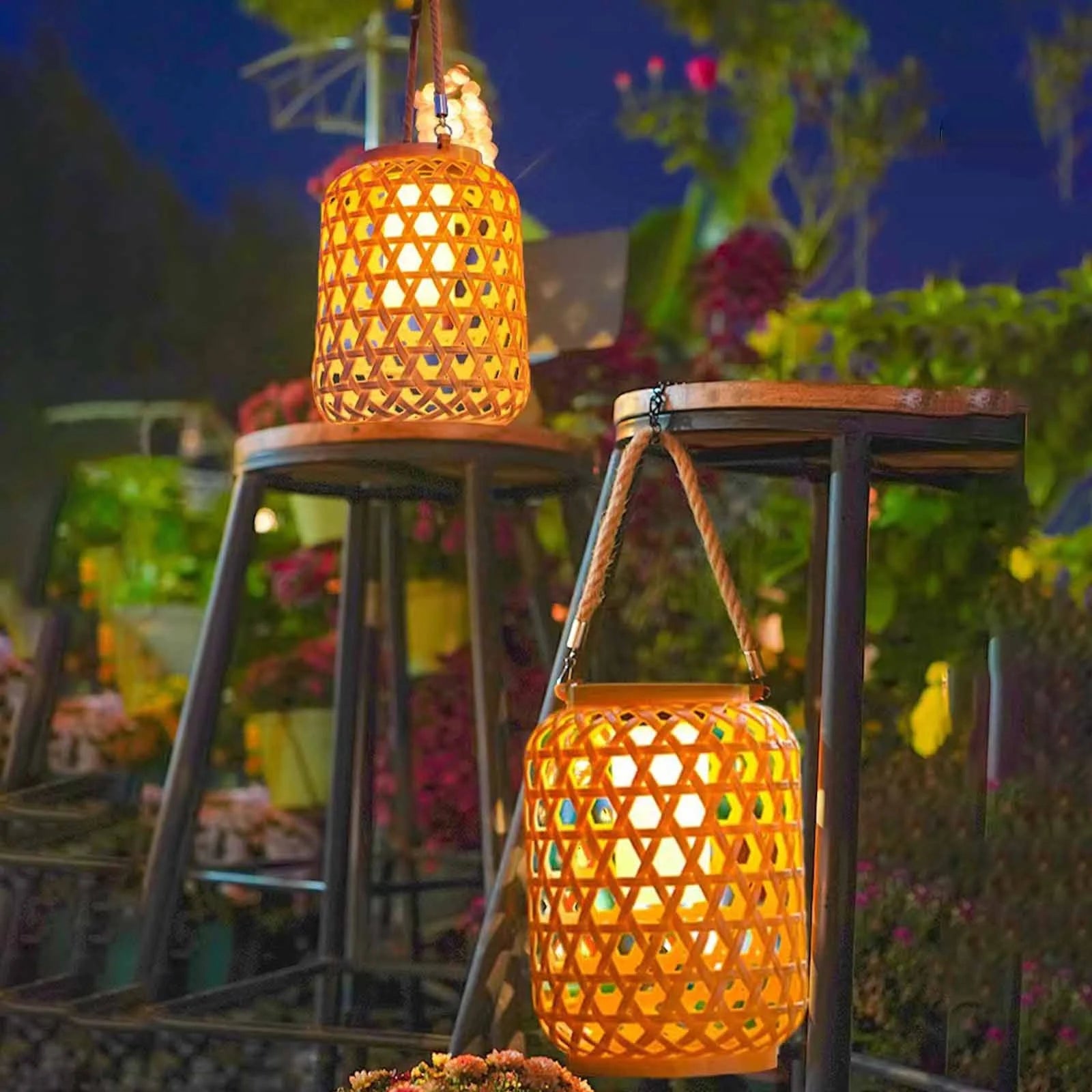 RavaLuna – Solar Rattan Laterne für den Garten