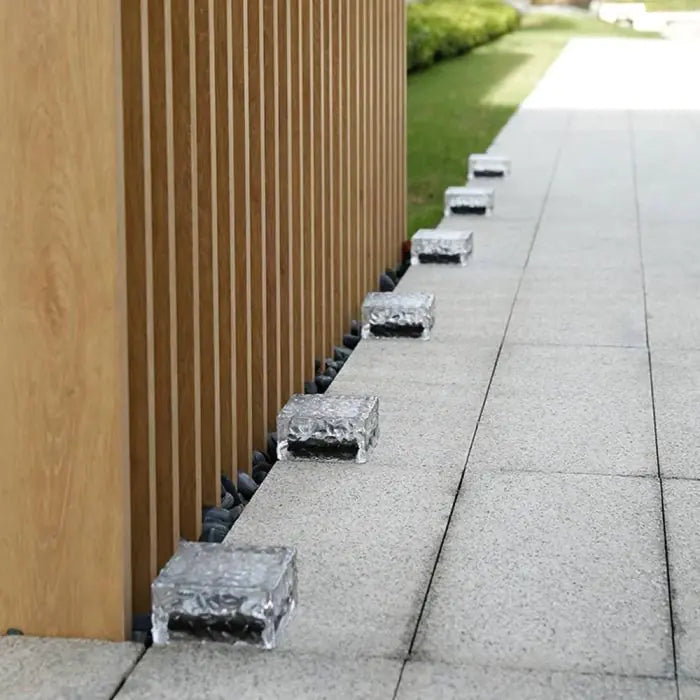 LumiBrick – Solar-Glas-Effekt-Ziegel-Leuchten (4er-Set)
